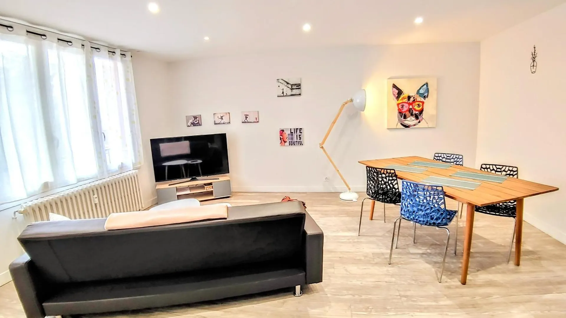 Une Halte, Proche Notre-Dame Rodez Apartment